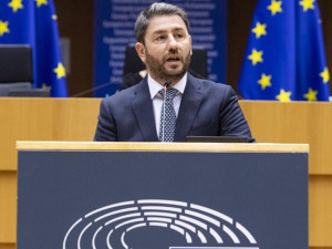 Ανδρουλάκης κατά Στόλτενμπεργκ: Μιμείσαι τον Πόντιο Πιλάτο- Ερντογάν όπως Πούτιν