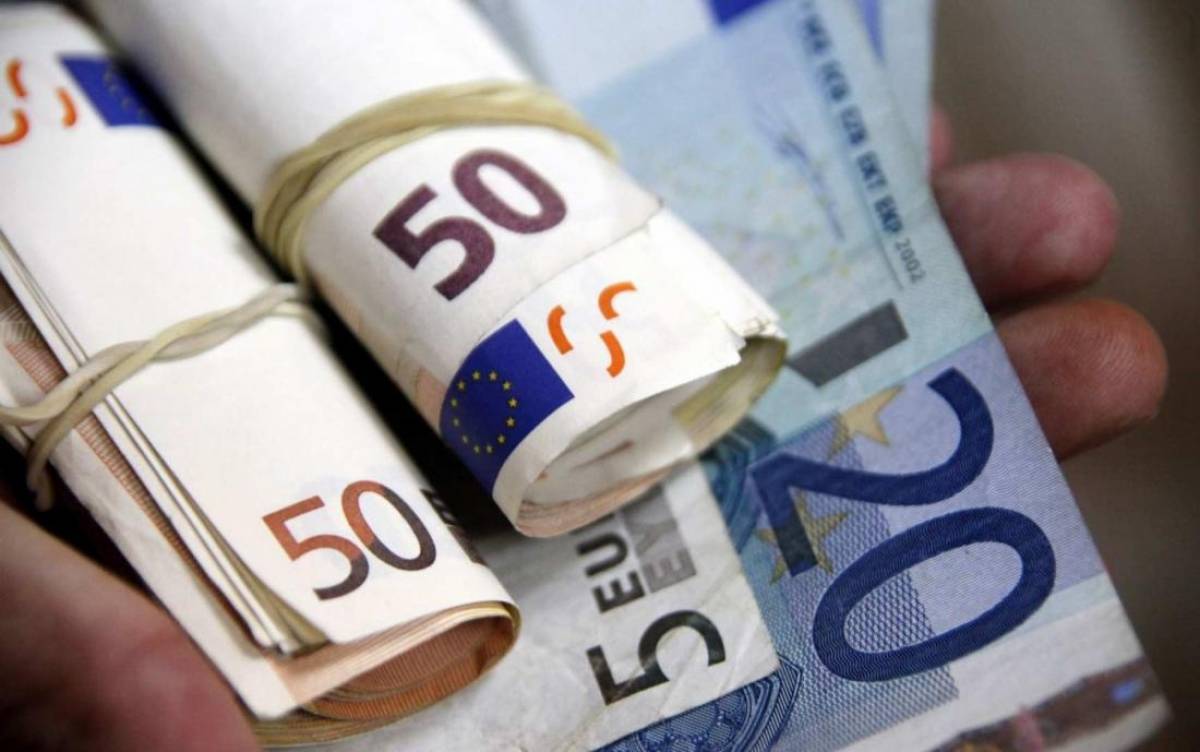 Διάθεση για αποταμίευση φέρνει ο Covid-19 στους Έλληνες