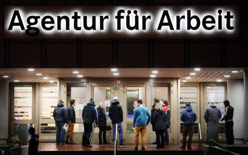Σε χαμηλό εικοσαετίας η ανεργία στη Γερμανία
