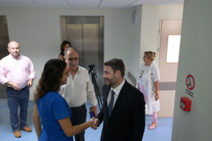 Στο νοσοκομείο Κυθήρων ο Ανδρουλάκης: Σημαντικές ελλείψεις προσωπικού