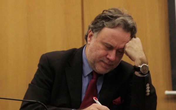 Προαπαιτούμενα: Επί τάπητος η αύξηση των εργοδοτικών εισφορών