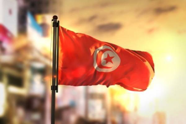 Τυνησία: Άνεργοι νέοι απειλούν με ομαδική αυτοκτονία