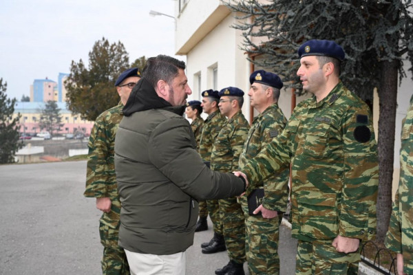 Σε Σχηματισμούς και Μονάδες στη Δυτική Μακεδονία ο Χαρδαλιάς