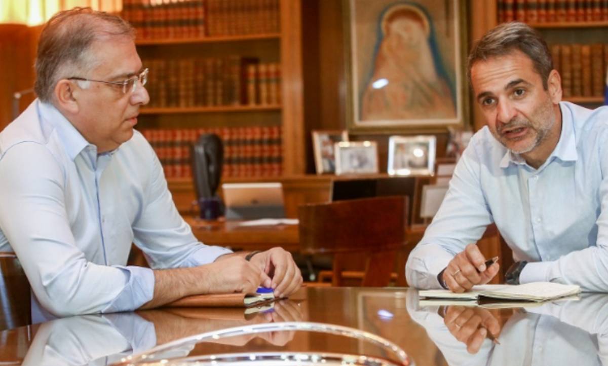 Μητσοτάκης: Περισσότερα κίνητρα και εργαλεία στον Έλληνα δημόσιο λειτουργό