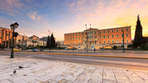 Γιατί δεν αναθεωρούν το άρθρο περί αναθεώρησης;