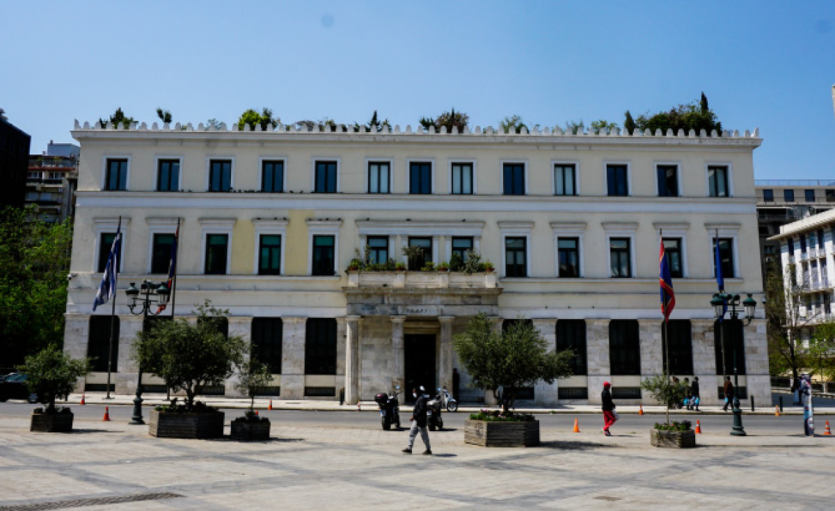 Δήμος Αθηναίων: Ενίσχυση ελέγχων για τον κοινόχρηστο χώρο – 7 μαγαζιά σφραγίστηκαν την Παρασκευή (18/7)