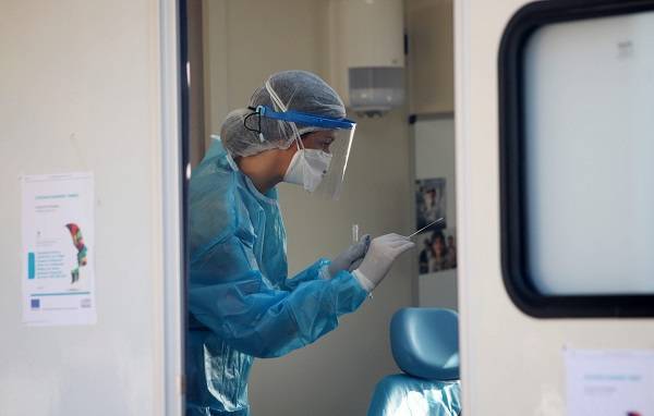 Φορείς ΠΦΥ: Ανέφικτο να γίνουν rapid test με κόστος €10