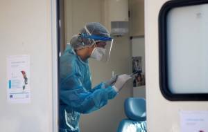 Φορείς ΠΦΥ: Ανέφικτο να γίνουν rapid test με κόστος €10