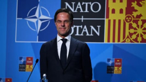 Κερδίζει διαρκώς πόντους για το τιμόνι του ΝΑΤΟ ο Ρούτε