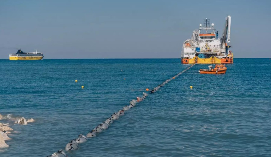 ΑΔΜΗΕ: Όφελος 5 δισ. ευρώ φέρνει η ηλεκτρική διασύνδεση Κρήτης-Αττικής μέχρι το 2035
