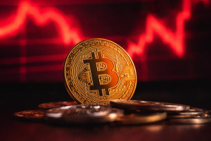 Υποτονικό κλίμα στα crypto παρά το στιγμιαίο «άλμα» του Bitcoin – Εντυπωσιακά κέρδη για Monero