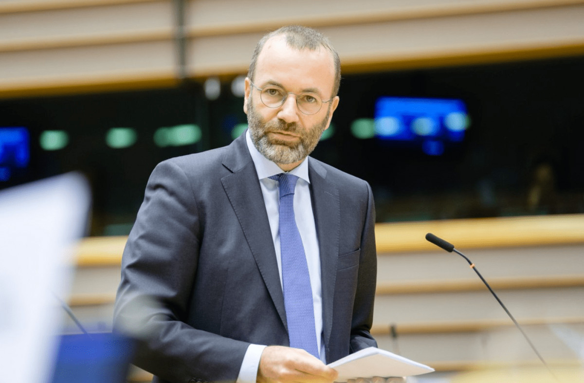 Βέμπερ: Εμπάργκο πωλήσεων όπλων στην Τουρκία-Απαράδεκτο να απειλείται η Ελλάδα
