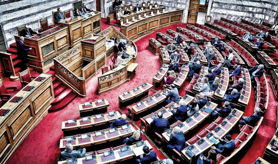 «Έπεσε» στις 152 ψήφους η κυβερνητική γραμμή
