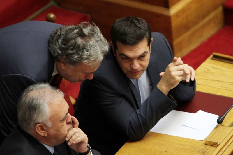 Κυβέρνηση: Σπριντ για hots spots-Χαμηλοί τόνοι απέναντι στο κουαρτέτο