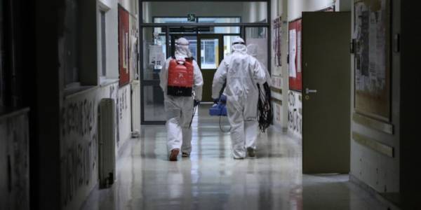 Κορονοϊός: Στα 352 τα επιβεβαιωμένα κρούσματα στην Ελλάδα