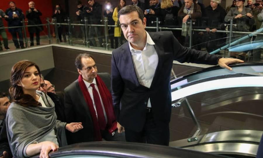 «Δεν εγκαινίασαν μετρό, αλλά κυλιόμενες σκάλες»