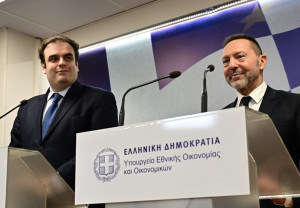 Συναντίληψη Πιερρακάκη και Στουρνάρα για την οικονομία: Ποτέ ξανά μνημόνια