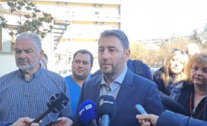 Ανδρουλάκης: Η κυβέρνηση δεν πιστεύει στο ΕΣΥ