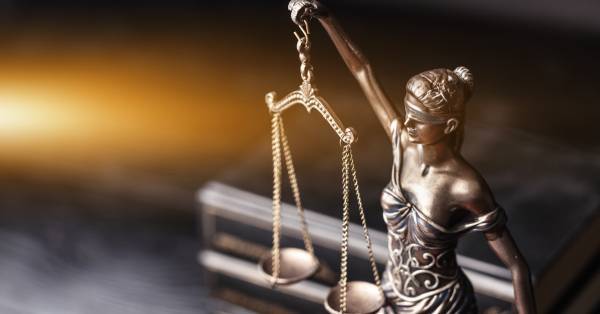 Πρόσκληση Ενδιαφέροντος για αιτήσεις εγγραφών στο Πτυχίο Νομικής του Πανεπιστημίου Λευκωσίας