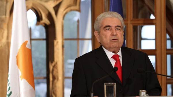 Κύπρος: Βανδαλισμοί σε πλάκα αφιερωμένη στον Δ. Χριστόφια