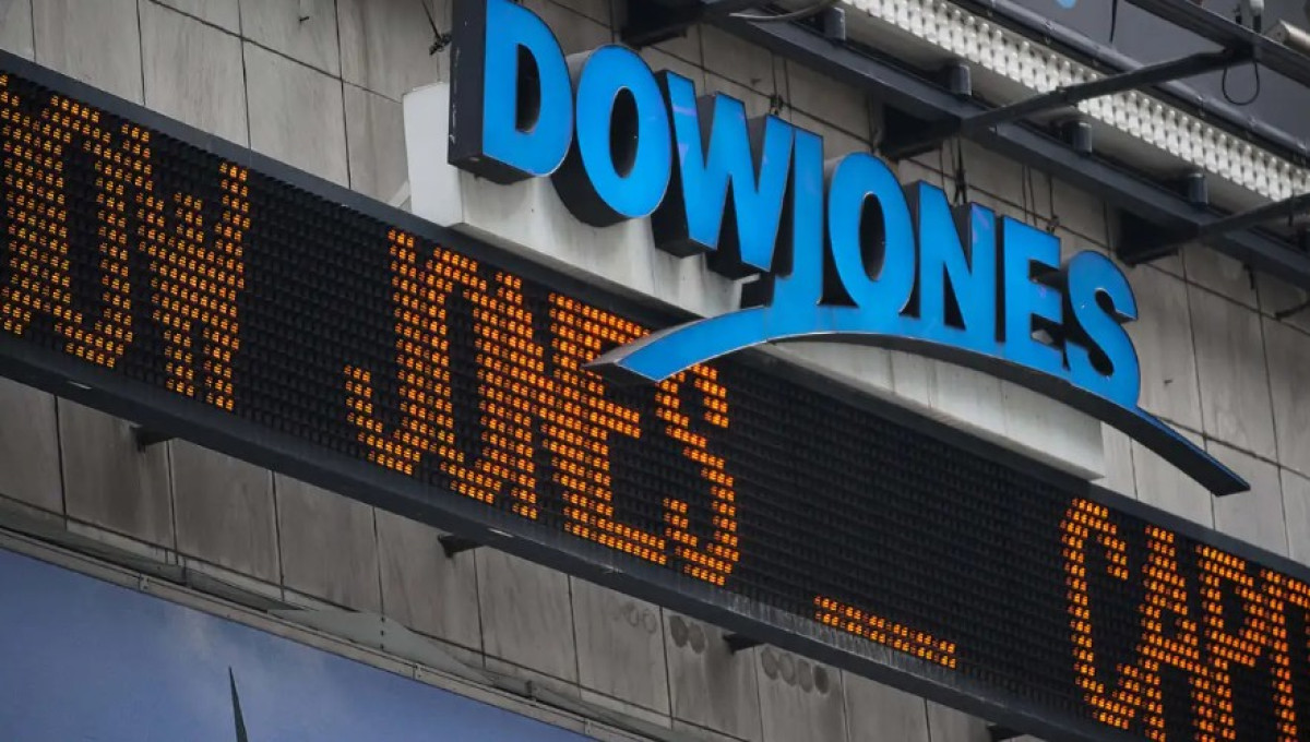 Wall: Ιστορικό υψηλό για Dow και ράλι S&amp;P και Nasdaq – Βουτιά στο πετρέλαιο