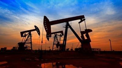 Νέα «βουτιά» για τις τιμές του πετρελαίου
