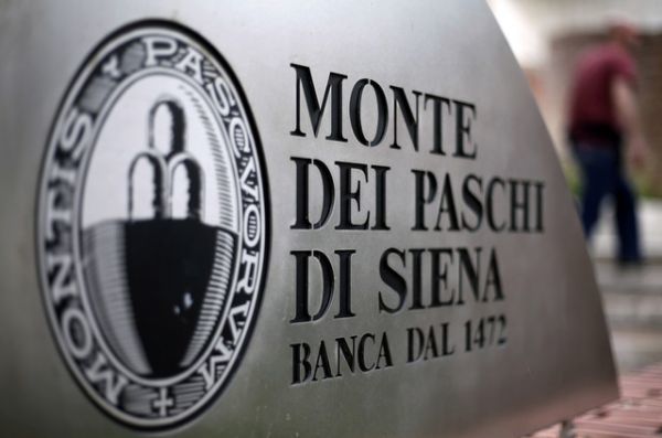 Το ιταλικό ΥΠΟΙΚ εξετάζει αύξηση μεριδίου στη Monte dei Paschi