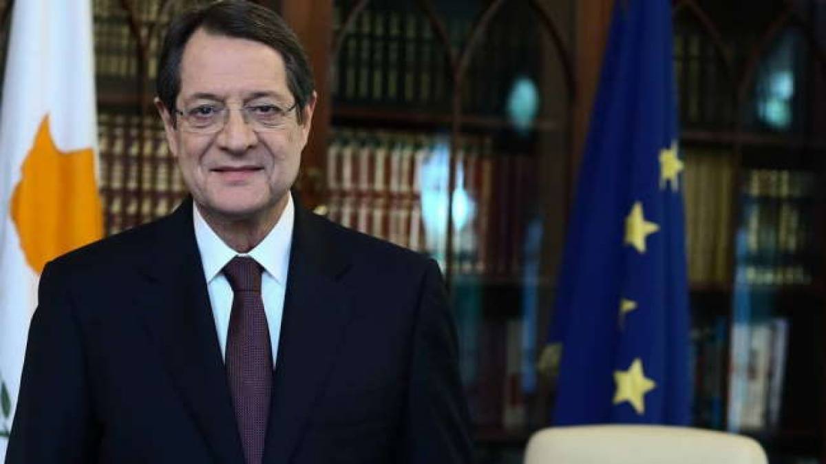 Ο Αναστασιάδης παίρνει τα μέτρα του για τα χρυσά διαβατήρια