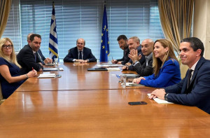 Νομοθετική ρύθμιση για πλαίσιο κανόνων και υποχρεώσεων για τους servicers