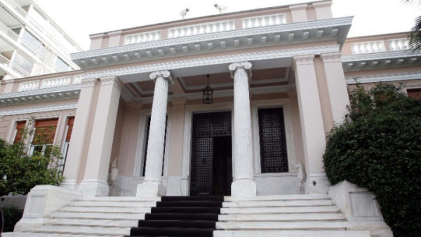 Κυβέρνηση προς Κασσελάκη: Ο Μητσοτάκης δεν ενθάρρυνε την αποχή