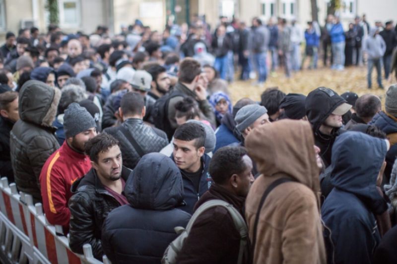 Υπεράνω... χρημάτων η κυβέρνηση για τα ευρωκονδύλια για τους πρόσφυγες!