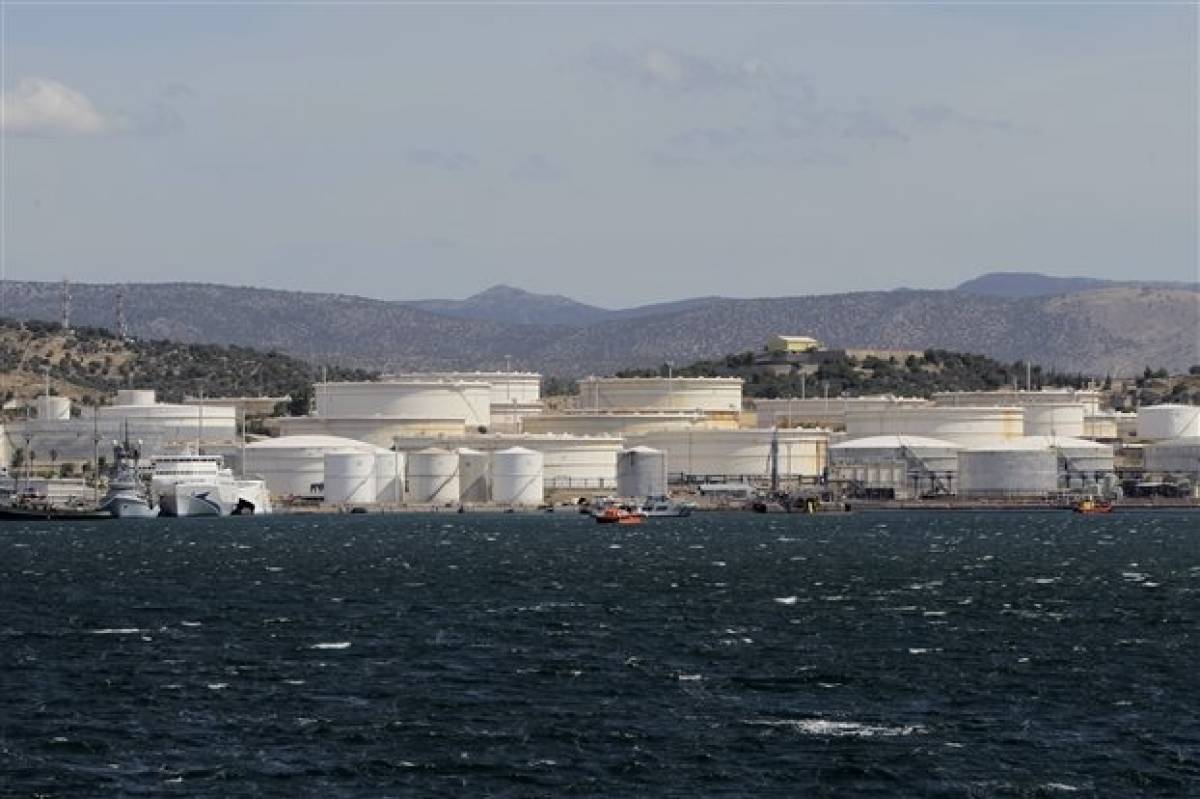 Ο Όμιλος ΕΛΛΗΝΙΚΑ ΠΕΤΡΕΛΑΙΑ στηρίζει τους πληγέντες από τις πυρκαγιές