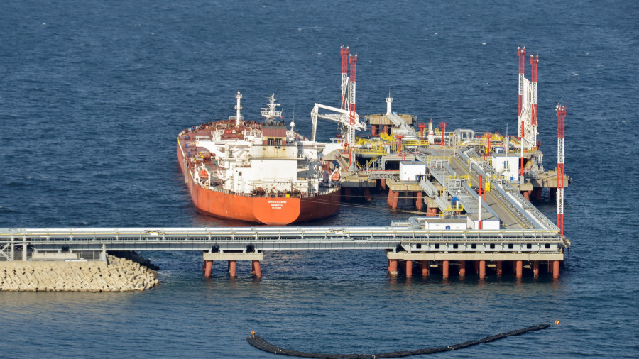 Κίνα: Αύξηση 55% στις εισαγωγές πετρελαίου από τη Ρωσία