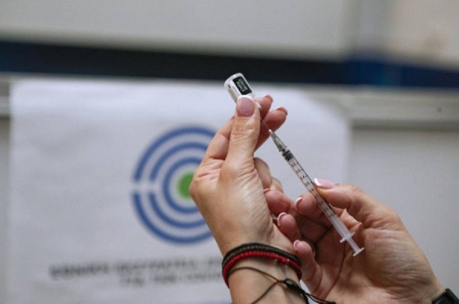 Καταγγελίες από γιατρούς για πλαστά πιστοποιητικά εμβολιασμού-Έως €200 η «ταρίφα»