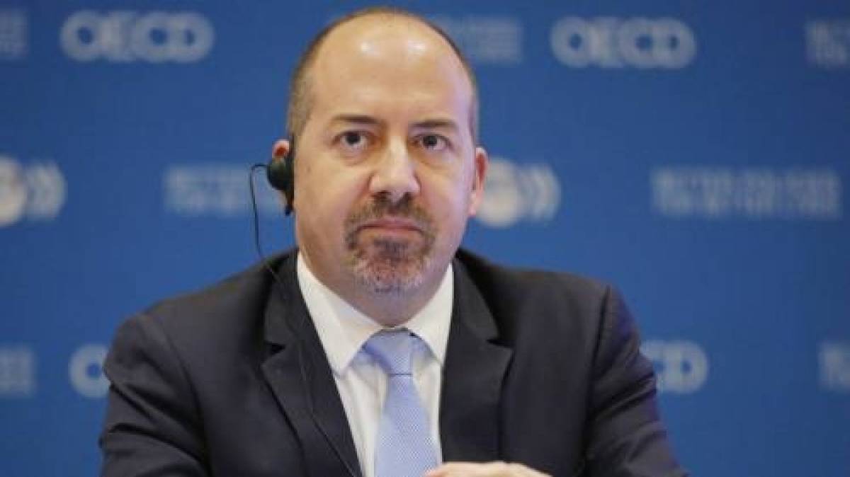 Περέιρα (ΟΟΣΑ): Σινιάλο μεταρρυθμίσεων (χωρίς λιτότητα) στην Ελλάδα