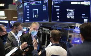 Νέο ρεκόρ ο Nasdaq μετά… ανησυχιών για την απασχόληση