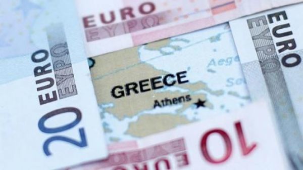 Süddeutsche Zeitung: Προβληματίζει το ελληνικό «βουνό» χρέους