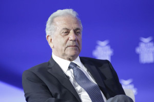 Στη «σέντρα» και ο Αβραμόπουλος για το Qatargate