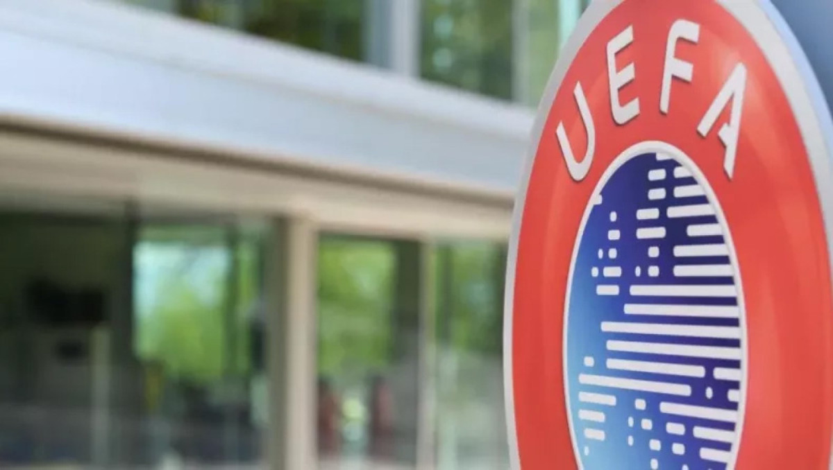 «Όχι» από την UEFA στην αναβολή: Ο ΠΑΟΚ παίζει στη Λιόν μέσα στο πένθος