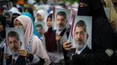 Αίγυπτος: Να παραμείνει υπό κράτηση ο Μόρσι διέταξε δικαστήριο