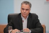 Στα «μαχαίρια» Σκουρλέτης-Πατούλης για την αυτοδιοίκηση