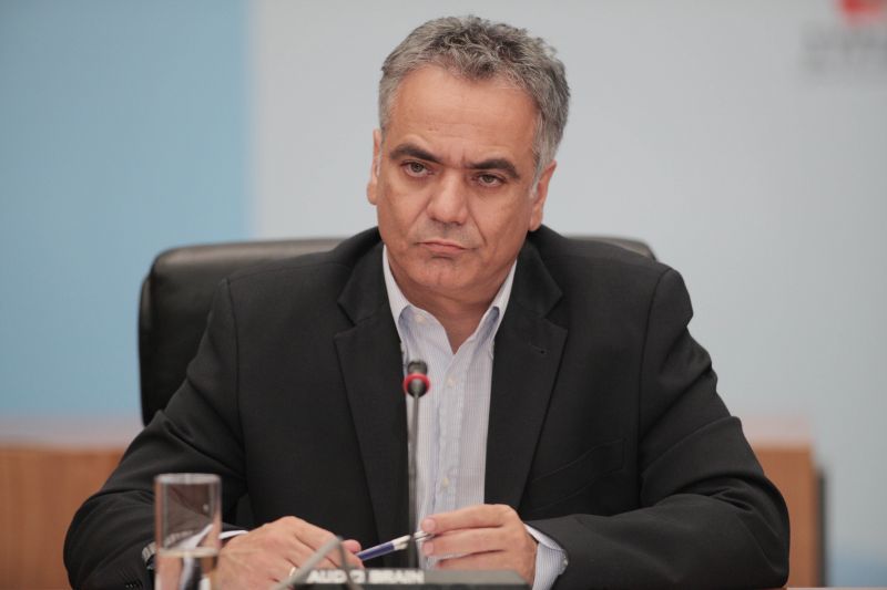 Στα «μαχαίρια» Σκουρλέτης-Πατούλης για την αυτοδιοίκηση
