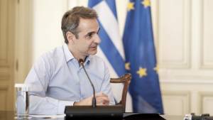 Μητσοτάκης σε νοσηλευτές/ Νοσηλεύτριες: Μας βγάλατε ασπροπρόσωπους