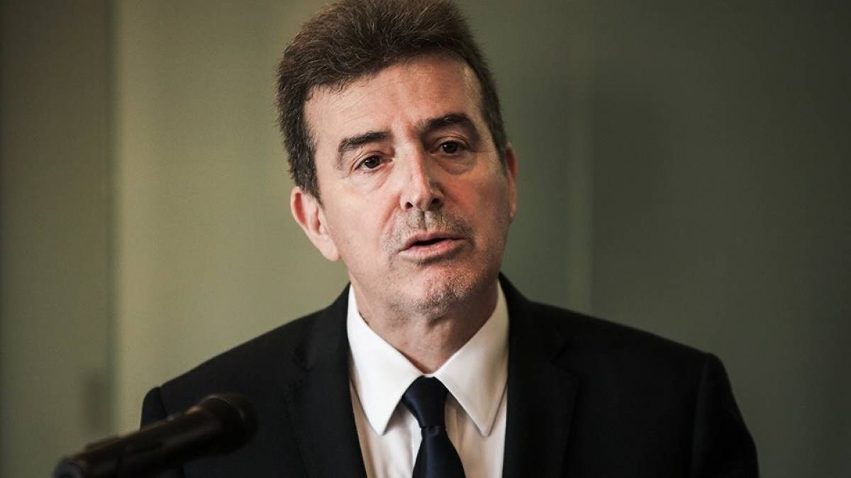 Χρυσοχοΐδης: Μετά τις 22:00 το βράδυ δεν θα κυκλοφορεί κανείς