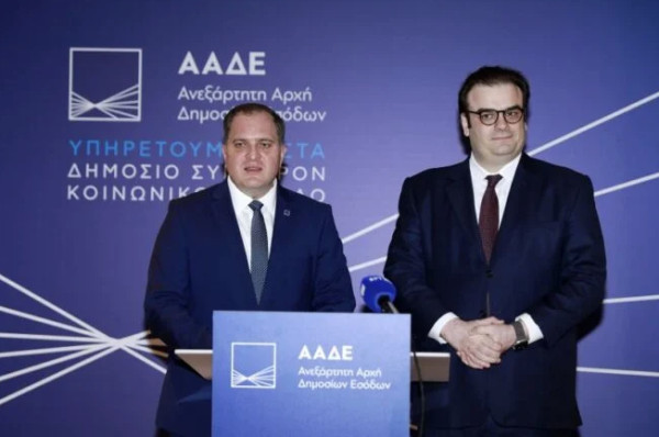 Συνάντηση Πιερρακάκη-Πιτσιλή: Η καταπολέμηση της φοροδιαφυγής βασική προτεραιότητα