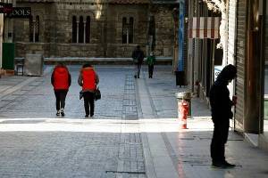 Έρχεται κρίσιμη εβδομάδα για λιανεμπόριο, μετακινήσεις και σχολεία-Την Τετάρτη οι ανακοινώσεις