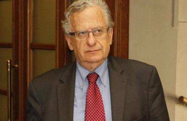 Παραιτήθηκε ο πρόεδρος της ΕΕΔΑ με αιχμές κατά της κυβέρνησης