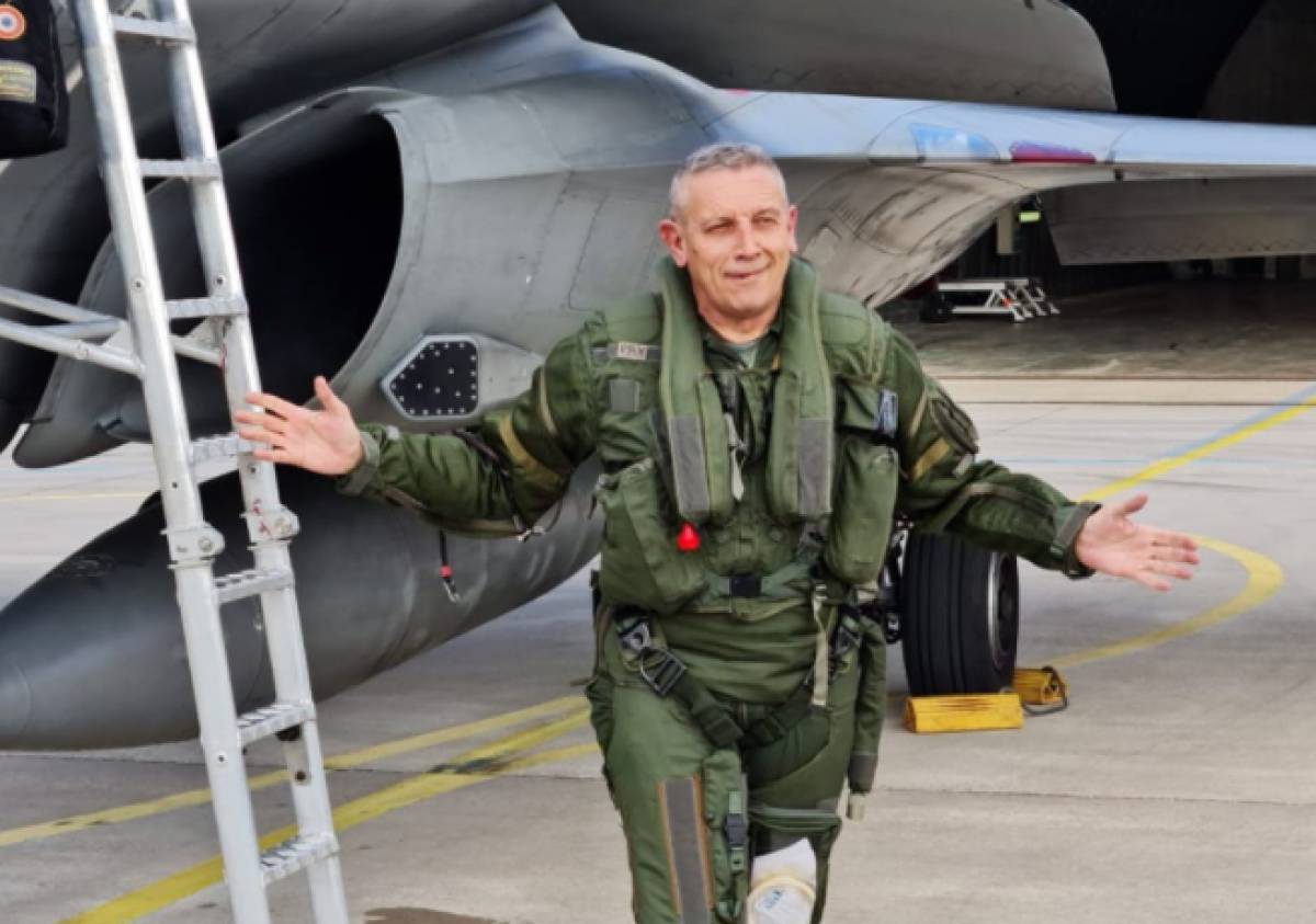 Ο αρχηγός ΓΕΕΘΑ «πέταξε» με Rafale και εντυπωσιάστηκε (photos)