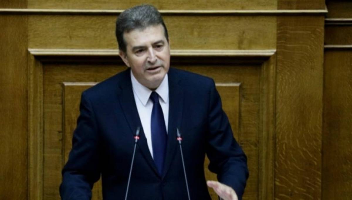 Χρυσοχοϊδης στο Υπουργικό Συμβούλιο: Δημιουργείται νέος φράχτης στον Έβρο