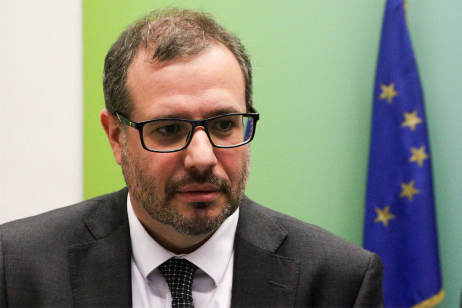 Τσάφος (υφυπουργός Ενέργειας): Αν οι πάροχοι δεν μειώσουν τα τιμολόγια ρεύματος, θα παρέμβουμε